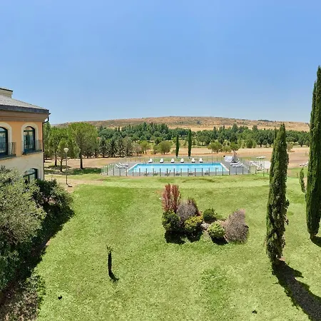 Hotel Avila Golf 4*