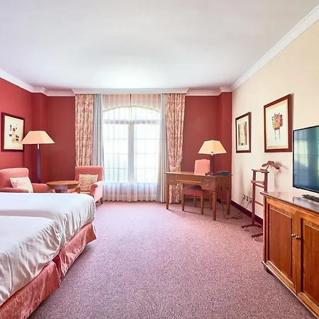 ホテル フォンテクルス アビラ 4*