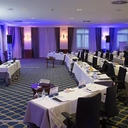Hotel Fontecruz Ávila Golf Hotel  4*
