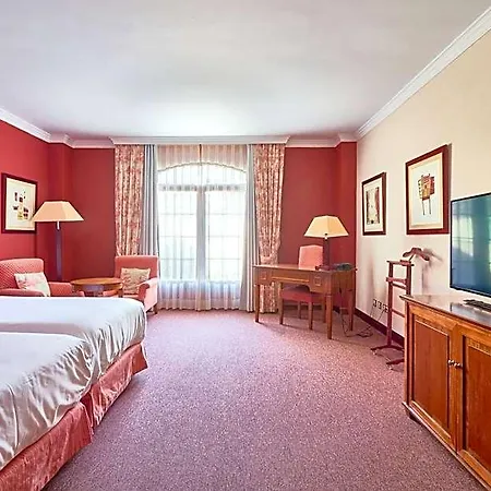 Sonsoles Hotel 4*